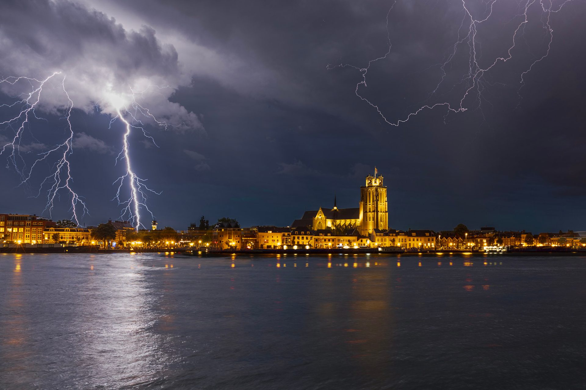 Full-bleed landscape photograph representing Daan ten Brink's nature, astro and travel work