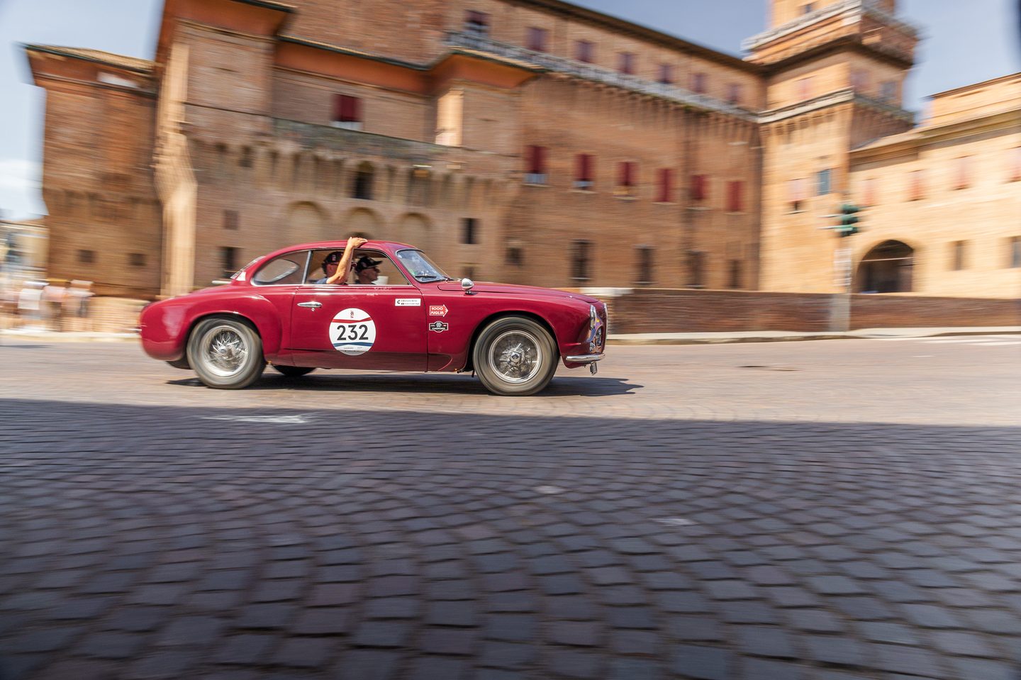 1000 Miglia in Ferrara — photograph 16