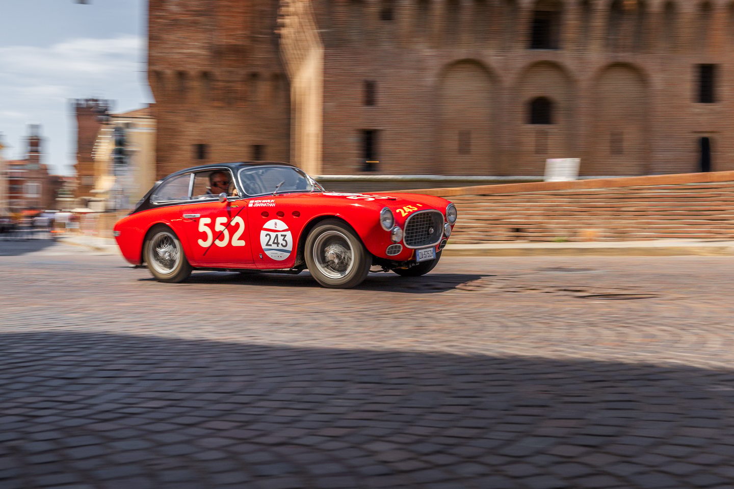 1000 Miglia in Ferrara — photograph 18