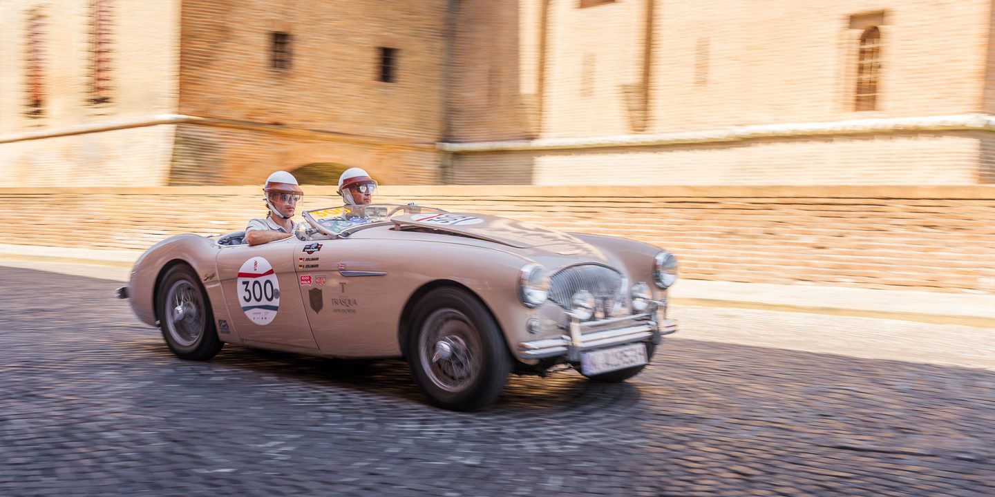 1000 Miglia in Ferrara — photograph 21