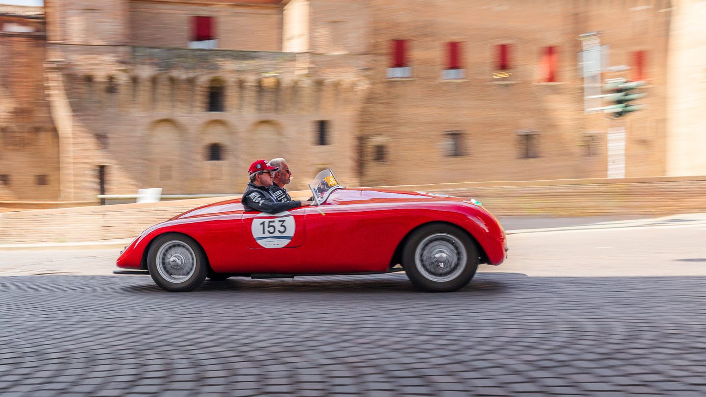 1000 Miglia in Ferrara — photograph 5