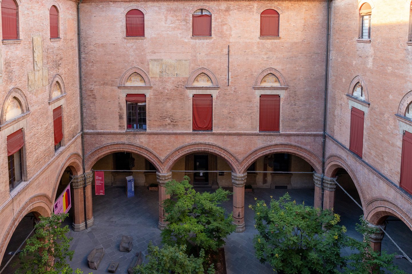 Bolognese Porticoes — photograph 11